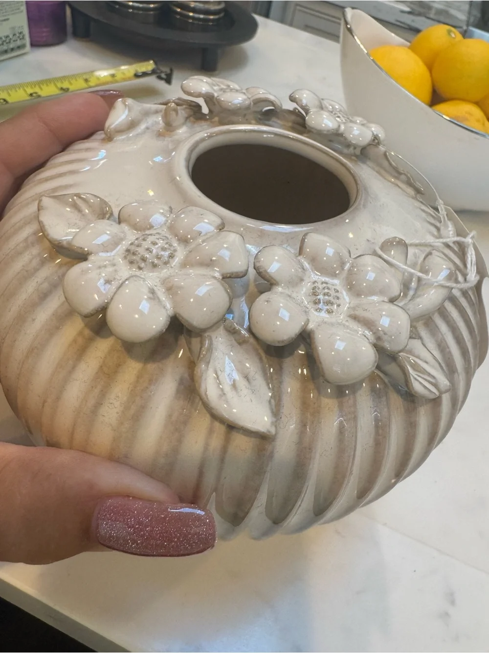 NWT Beautiful Ceramic Floral Accent Vase in Cream and Taupe 2 Available 4.5”
